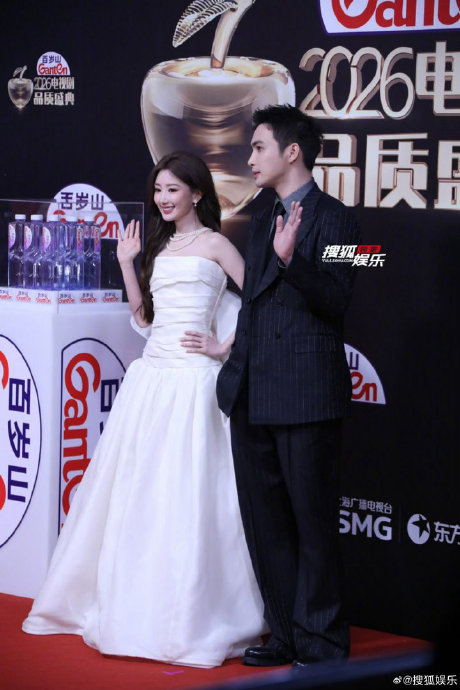 张彬彬和毛晓彤之间自然的互动让网友们对他们有什么新的期待？