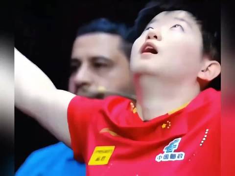 国乒队员场下热身欢乐多，马龙樊振东等展现反差萌