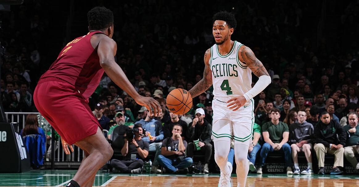 西蒙斯21分泰森16+5 凯尔特人主场大胜骑士