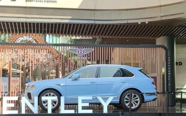 故乡烟火经济｜海南封关后首个春节，租车行忙着添置免税豪车