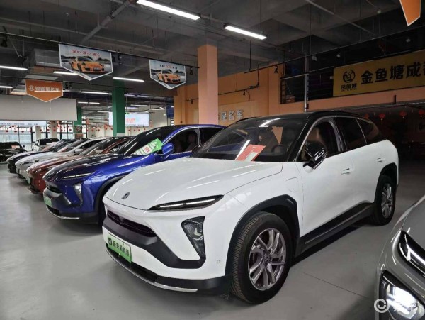 新能源车保值率太难看，3年保值率不到50%，省油不省钱!