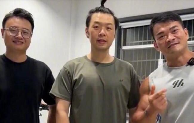 杜海涛瘦了快30斤，沈梦辰曾说杜海涛瘦了之后只剩丑了