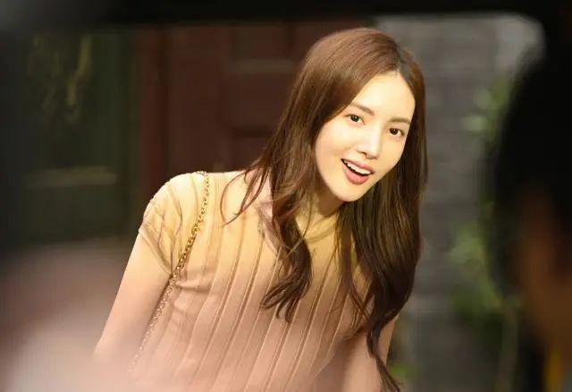 《“骗骗”喜欢你》首映 金晨称演喜剧有难度 大鹏赞孙阳每拍一部戏都进阶