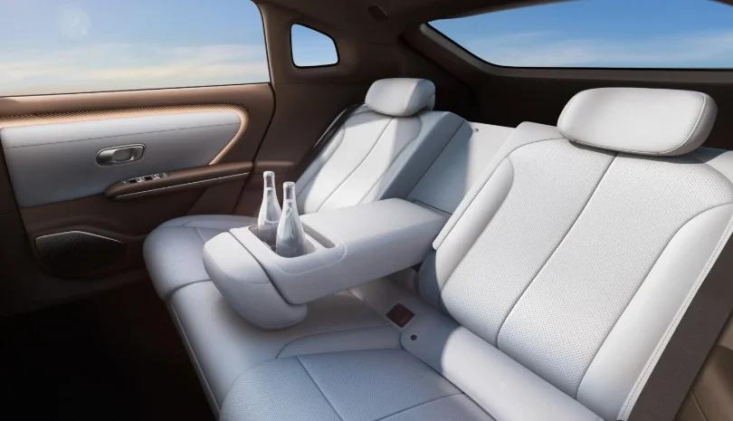 长安启源A06：15万级纯电家轿的“超配王” 2025-11-16