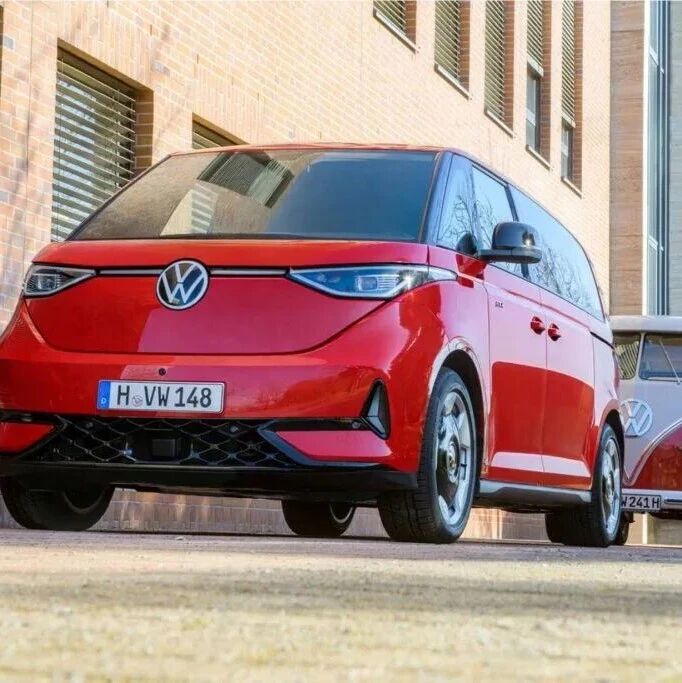 大众商用车汉诺威工厂庆生：70年传奇路，从T1到自动驾驶