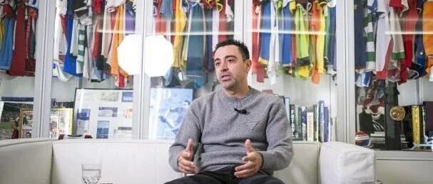 超级大爆料！哈维：梅西未回归巴萨与西甲和薪资无关，是拉波尔塔不愿意