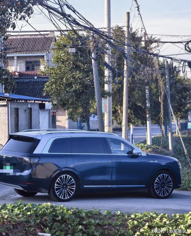 不聊智驾，问界M9和极氪9X谁更全能？