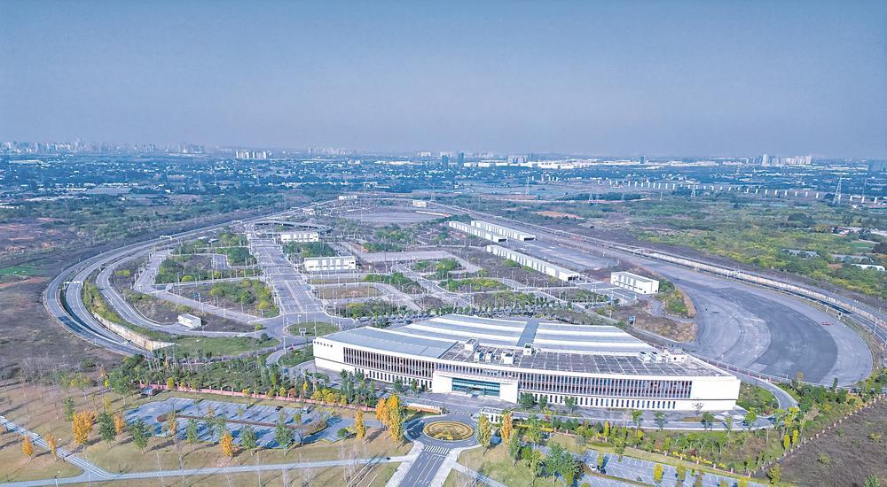 向“新”向“智” “成都造”新能源车集中上市