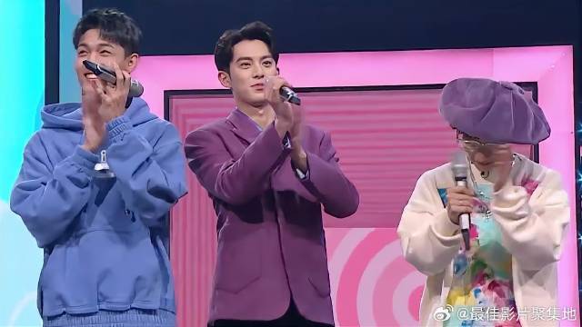 青春见习班喊口号，不料被好六团抢先，笑不活了！