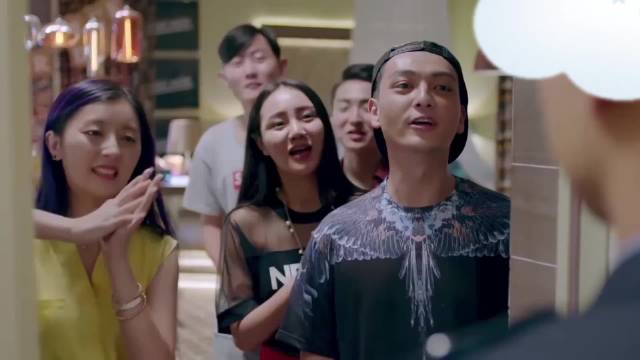 曲筱绡派对被砸，霸气上门理论，没想到被安迪当场回怼，气场直接拉满！