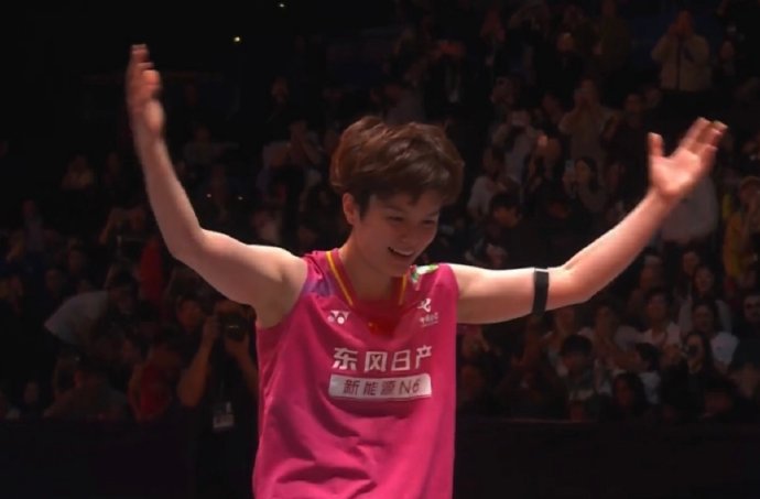 王祉怡是如何在比赛中击败此前保持36场不败的世界第一安洗莹的？