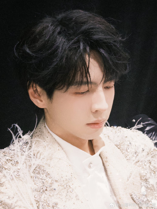 除了林书豪，节目中其他嘉宾对此事的反应是怎样的？