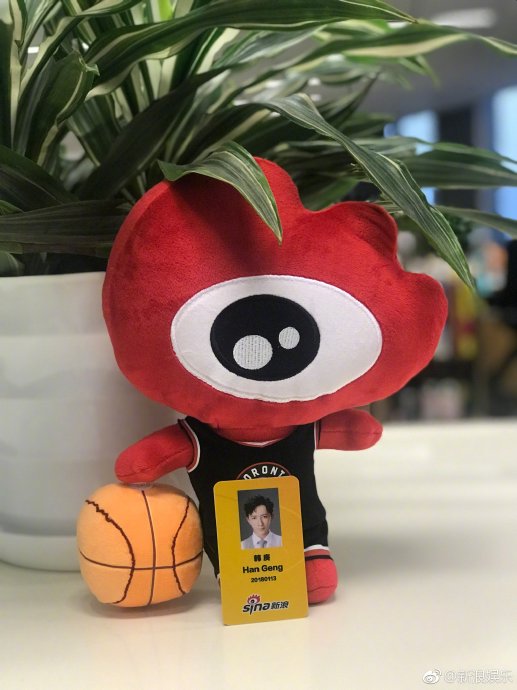 韩庚入驻抖音后，是否会进行直播与粉丝互动？