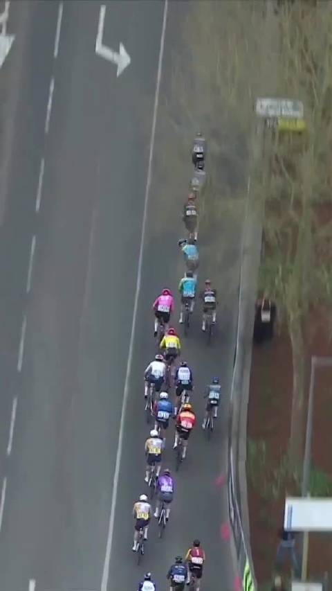 马克斯·坎特夺2026巴黎-尼斯第二赛段冠军