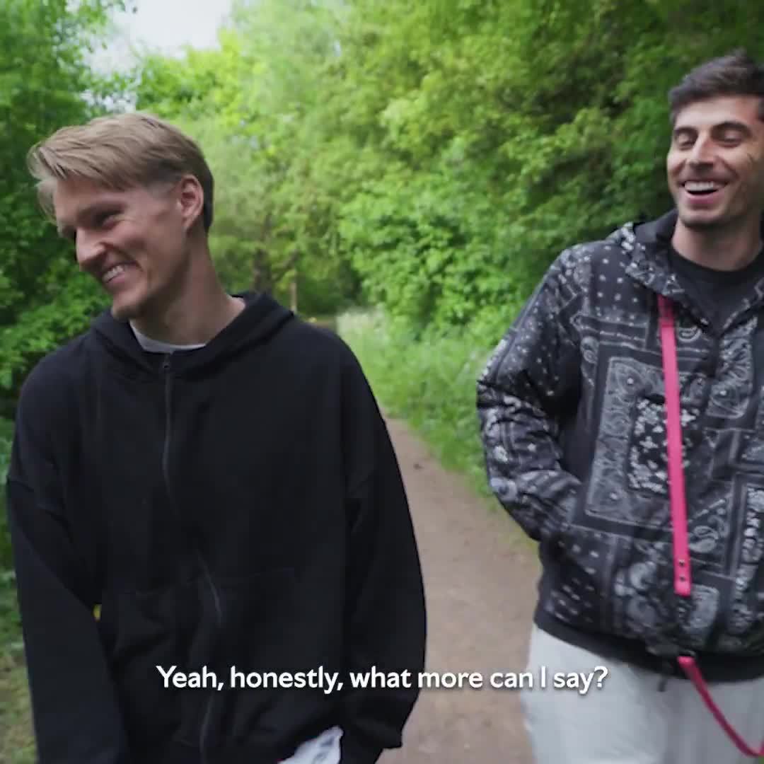 厄德高哈弗茨分享与狗狗共度春节时光