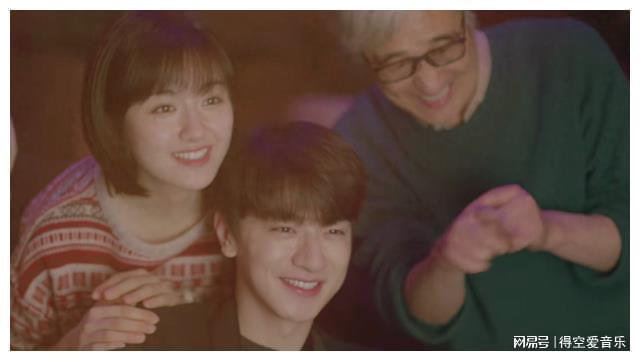 谢谢你温暖我:一口气看3集,我连发感慨,终于有部像样的治愈剧刘钧林一渐冻症李兰迪_订阅