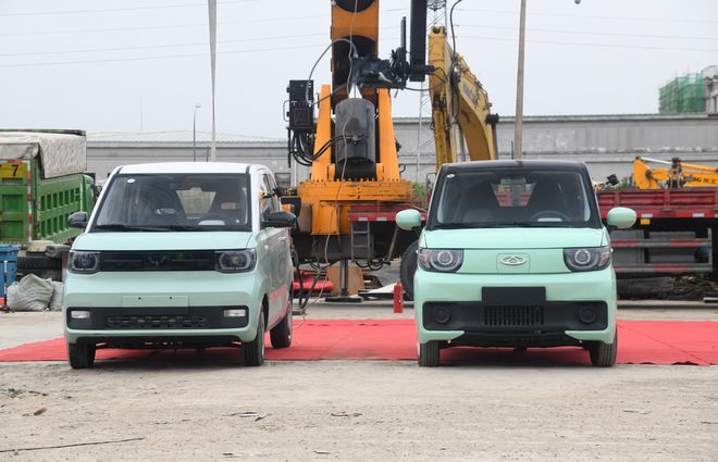 纯电小车选五菱宏光MINIEV还是奇瑞QQ冰淇淋？看完不再纠结