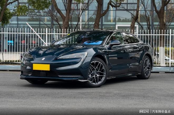 2026款仰望U7来袭，纯电/插混双动力，纯电续航可达1006km