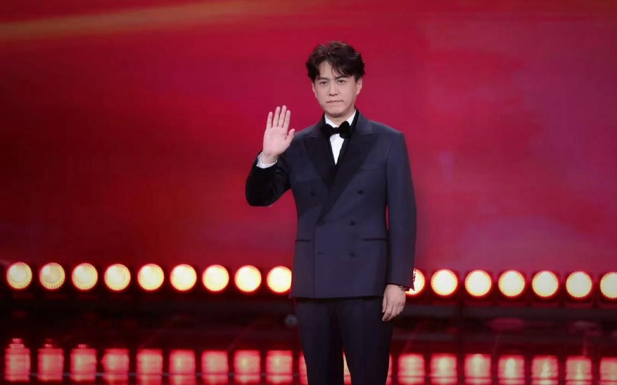 2026电视剧盛典赢家：于和伟封神，郭京飞正名，杨幂转型最狠