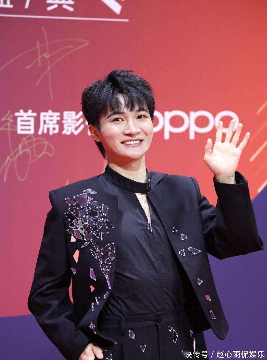 1米61逃不掉的身高梗，对周深的机智又多了一些了解