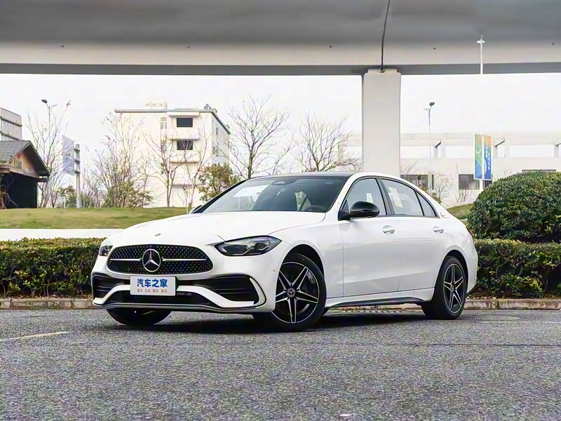 奔驰C级最新落地价是多少
