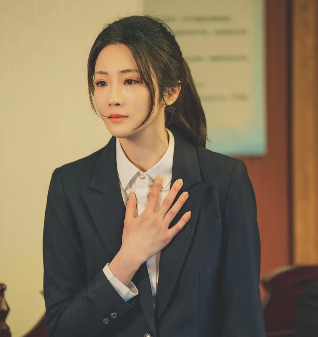 张可盈变美了，演《老舅》很自然，身为张凯丽女儿，进圈就有压力