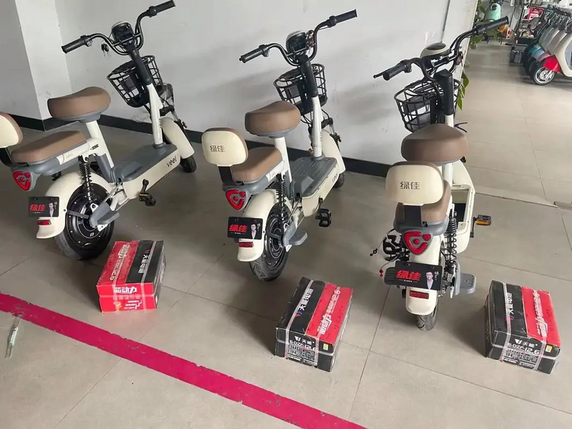 48V、60V、72V电动车,更换一组石墨烯电池,价格是多少?明确了