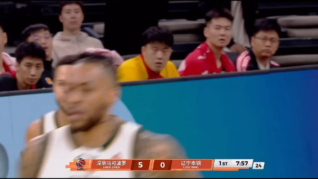 哈维到辽宁队第一次得分，超远三分 就是这个感觉