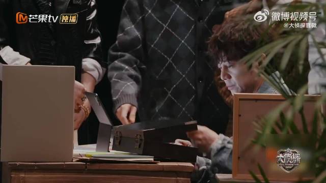 大张伟《大侦探》求签只问事业，善见童子签文全为搞钱