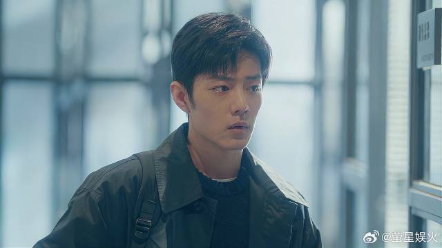 简冰拉盛阳进公司 前夫老薛一看家被偷了，当场气炸了