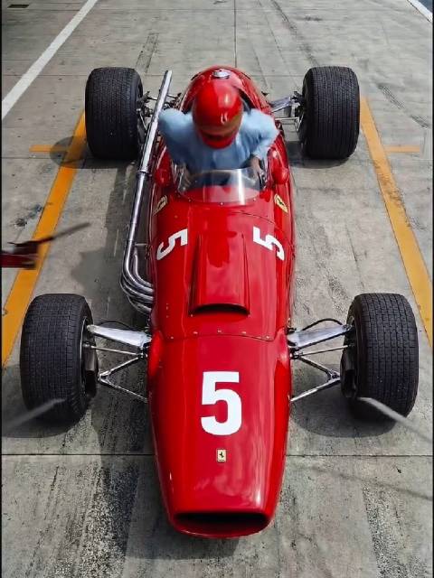 用AI回顾法拉利F1赛车演化史（1952-2026）