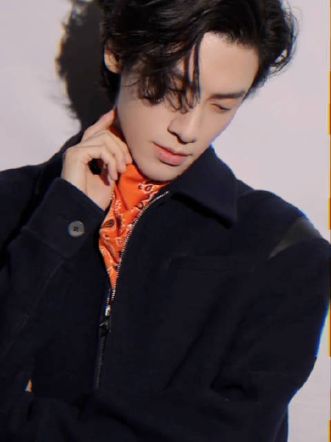 罗云熙新剧长月烬明饰演澹台烬引期待