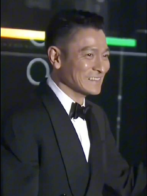 欢迎世界超级巨星