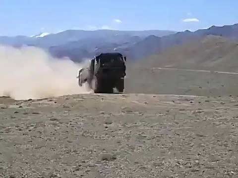 部队里有属于自己的速度与激情军人