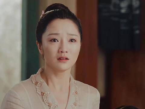 虽然尊严很重要，但为了孩子也可以轻易放下，这就是母爱的伟大！