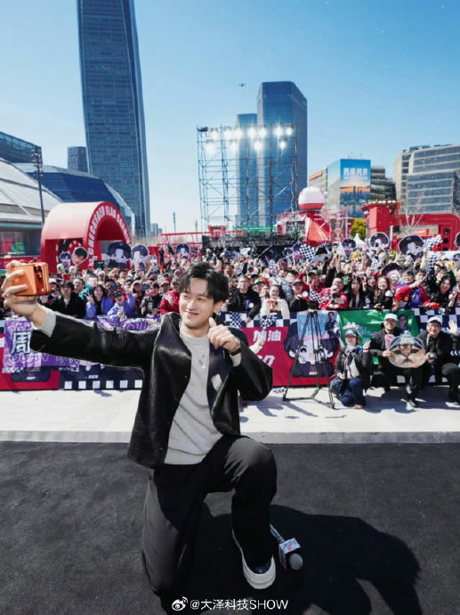 在家乡眼神写满渴望！周冠宇亲承：我现在的目标就是重返F1正赛