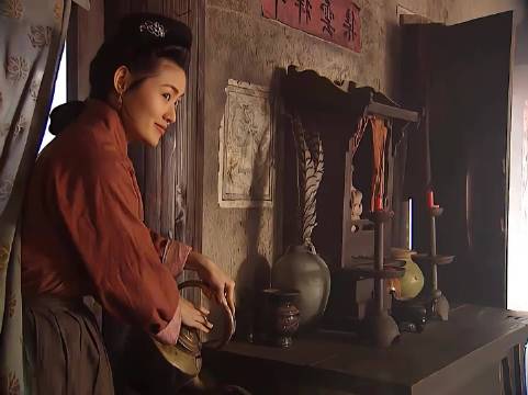 水浒传:潘金莲第一次见到武松，就彻底迷上了