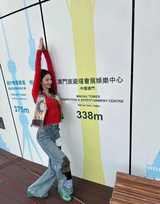 观众对于金晨再次出演《骗骗喜欢你》系列有何评价和期待？