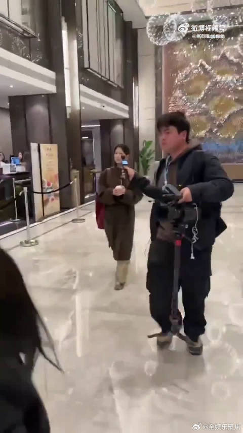 赵昭仪的姐感真的藏不住！合伙人开工路透气质拉满，靠谱姐姐既视感拉满！