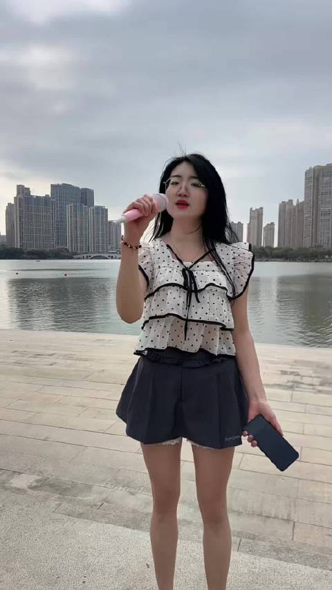 月落乌啼总是千年的风霜乔乔贸易