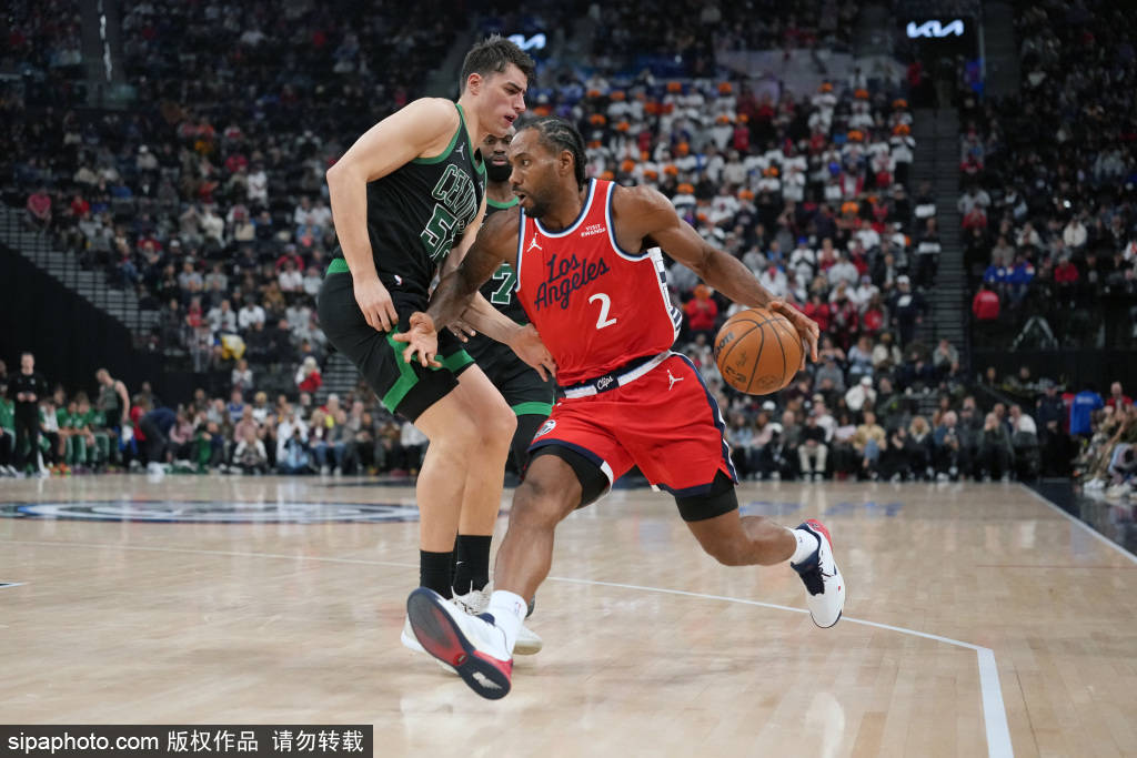 洛杉矶快船交易传闻:保罗离队后新目标揭晓,塞克斯顿/西蒙斯/怀特谁更契合?