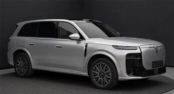 岚图泰山X8将于3月19日亮相：配问界M9同款四激光雷达