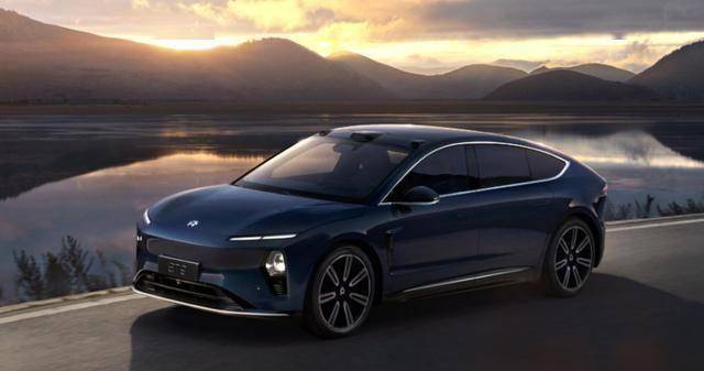 蔚来百万交付底气足，2026年盈利目标明确，纯电赛道突围有招