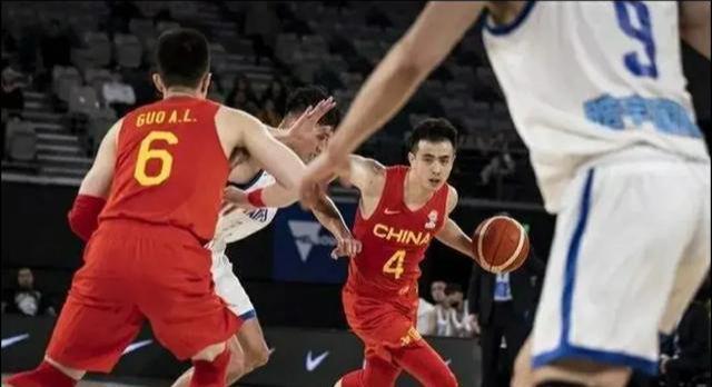 赵继伟3分9助攻,时长仅次于胡明轩,没被杜锋骂,他打得好吗?郭艾伦_订阅