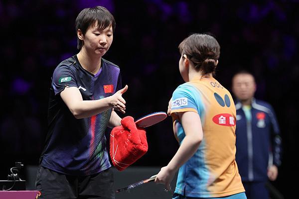 王曼昱0-3惨败的原因，邓亚萍用12个字就说清了|马琳|国乒|王楚钦|大满贯_订阅