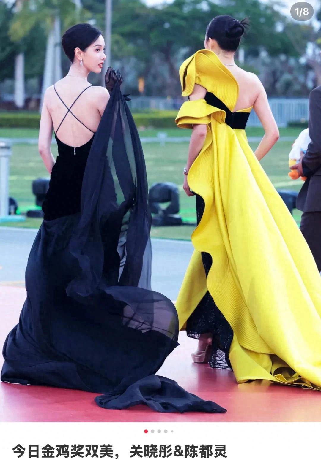 关晓彤陈都灵牵手金鸡走红毯，十年友情真相：顶峰相见才配谈永远