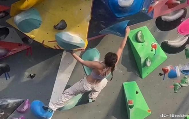 陈芋汐极限冒险vlog:攀岩潜水悬挂空中赏极光