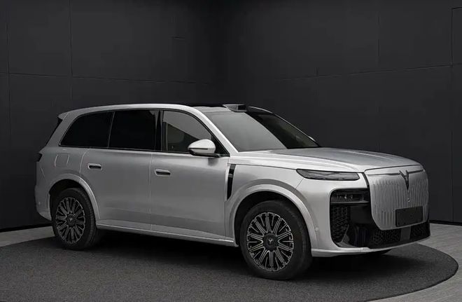 泰山X8有望3月19日亮相！网友：外观远胜M9