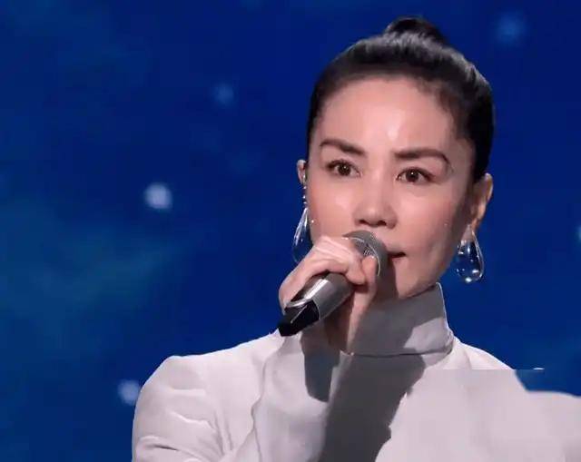 王菲马年春晚的表现凸显一点：李健的含金量还在上升