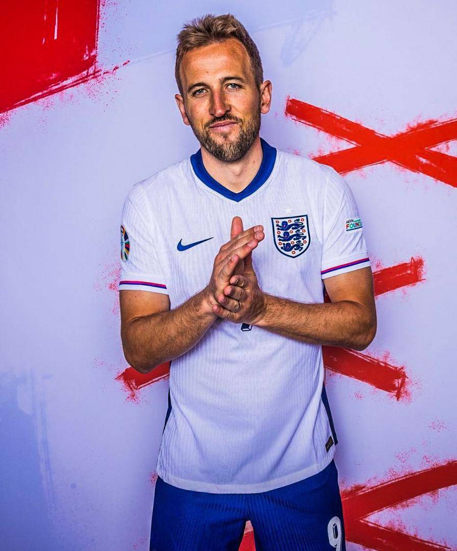 预测埃因霍温1-1拜仁勒沃库森2-1比利亚雷尔圣吉罗斯1-3亚特兰大